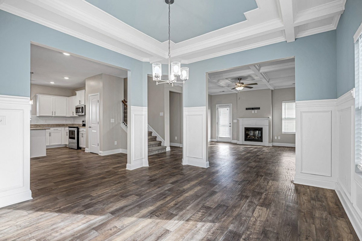 2252 Viking Ct