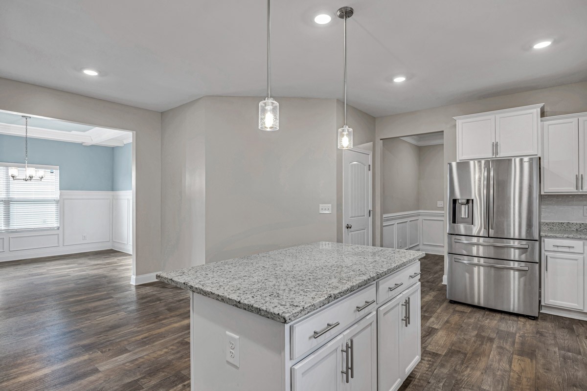 2252 Viking Ct