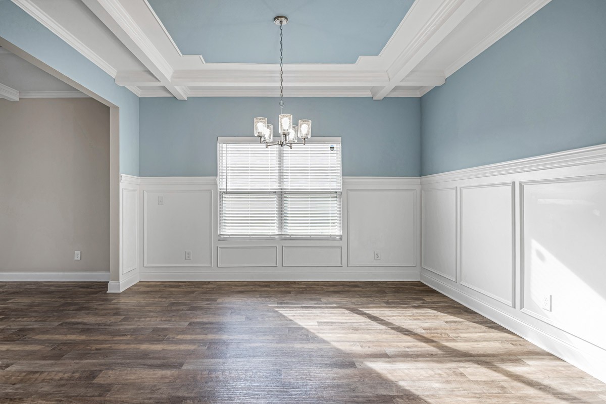 2252 Viking Ct