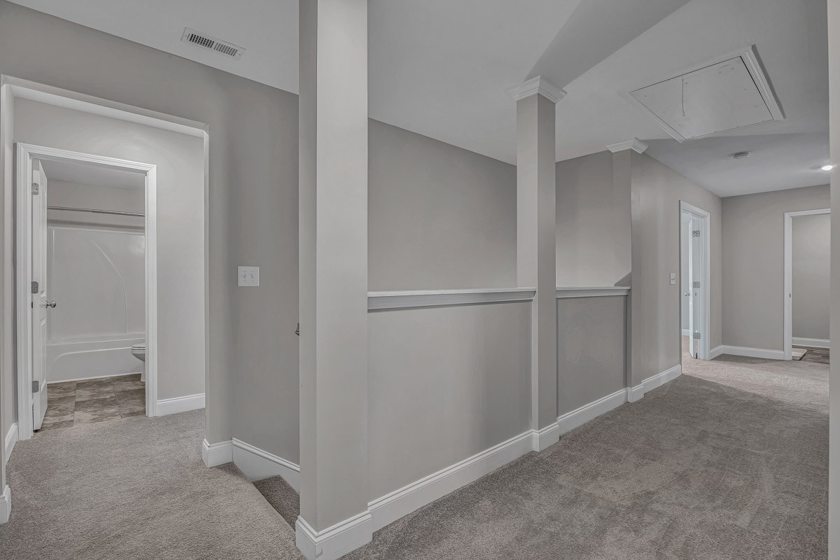 2252 Viking Ct