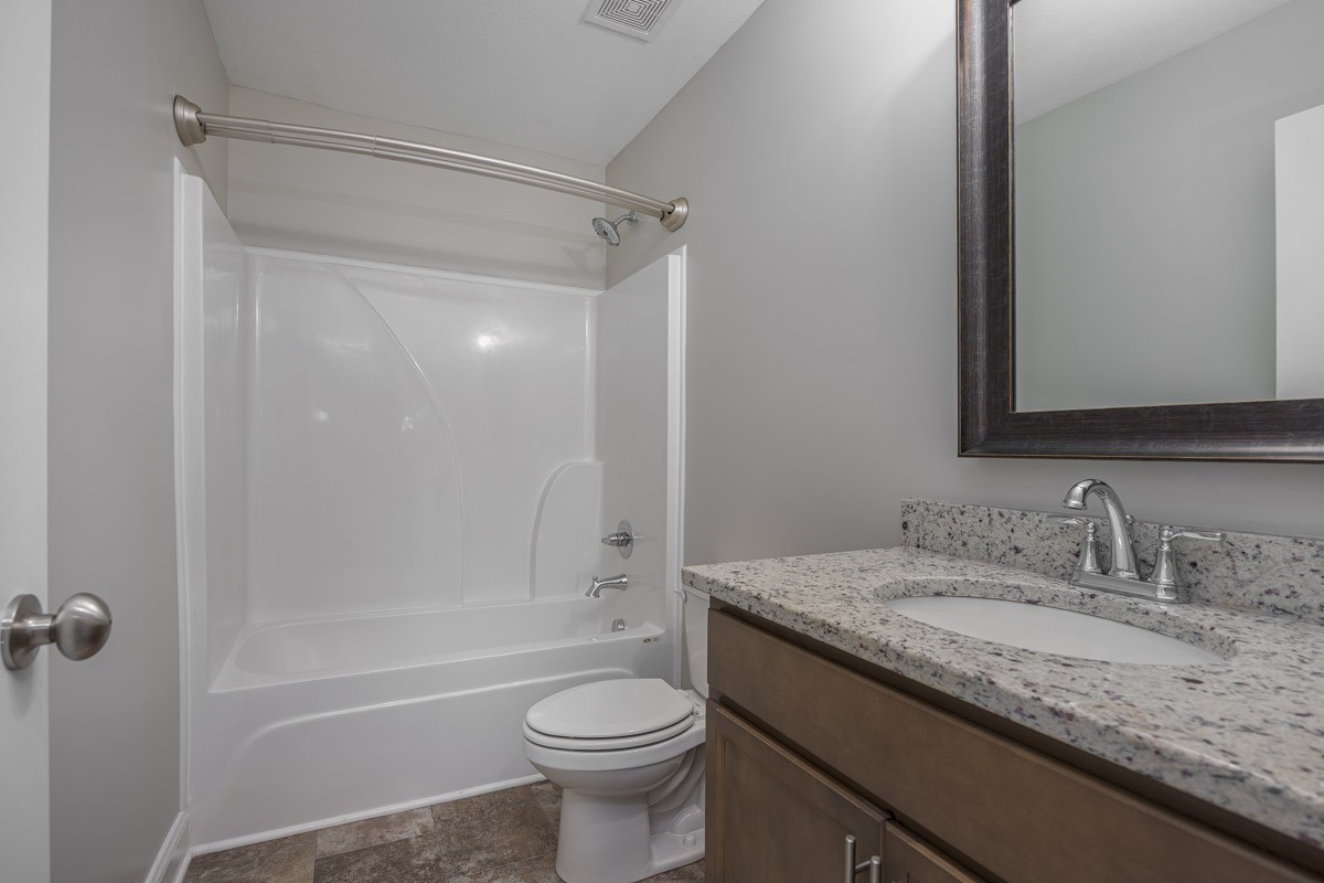 2252 Viking Ct