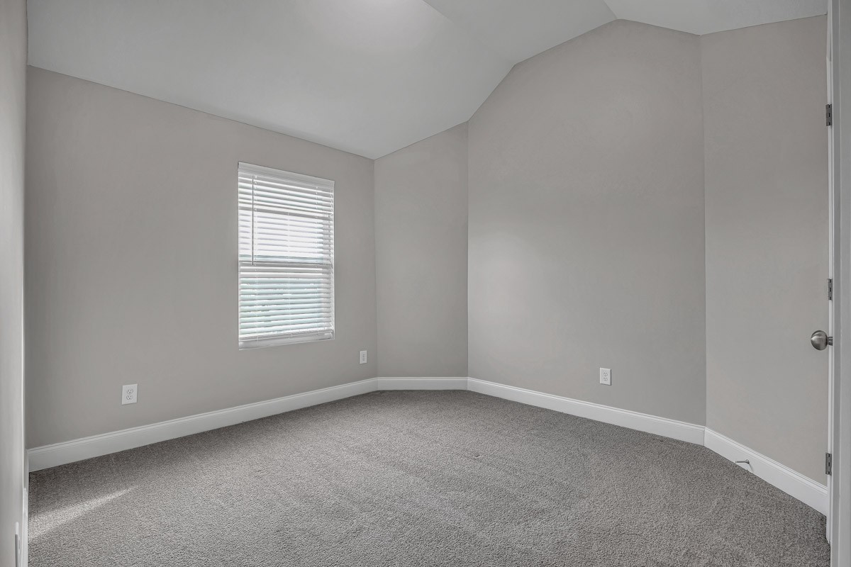 2252 Viking Ct