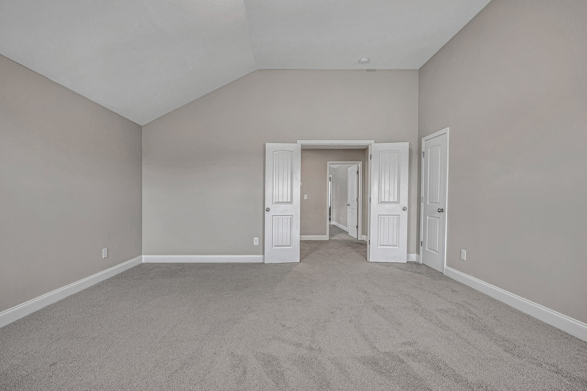 2252 Viking Ct