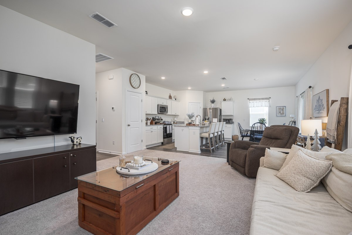 2122 Youngfellow Dr