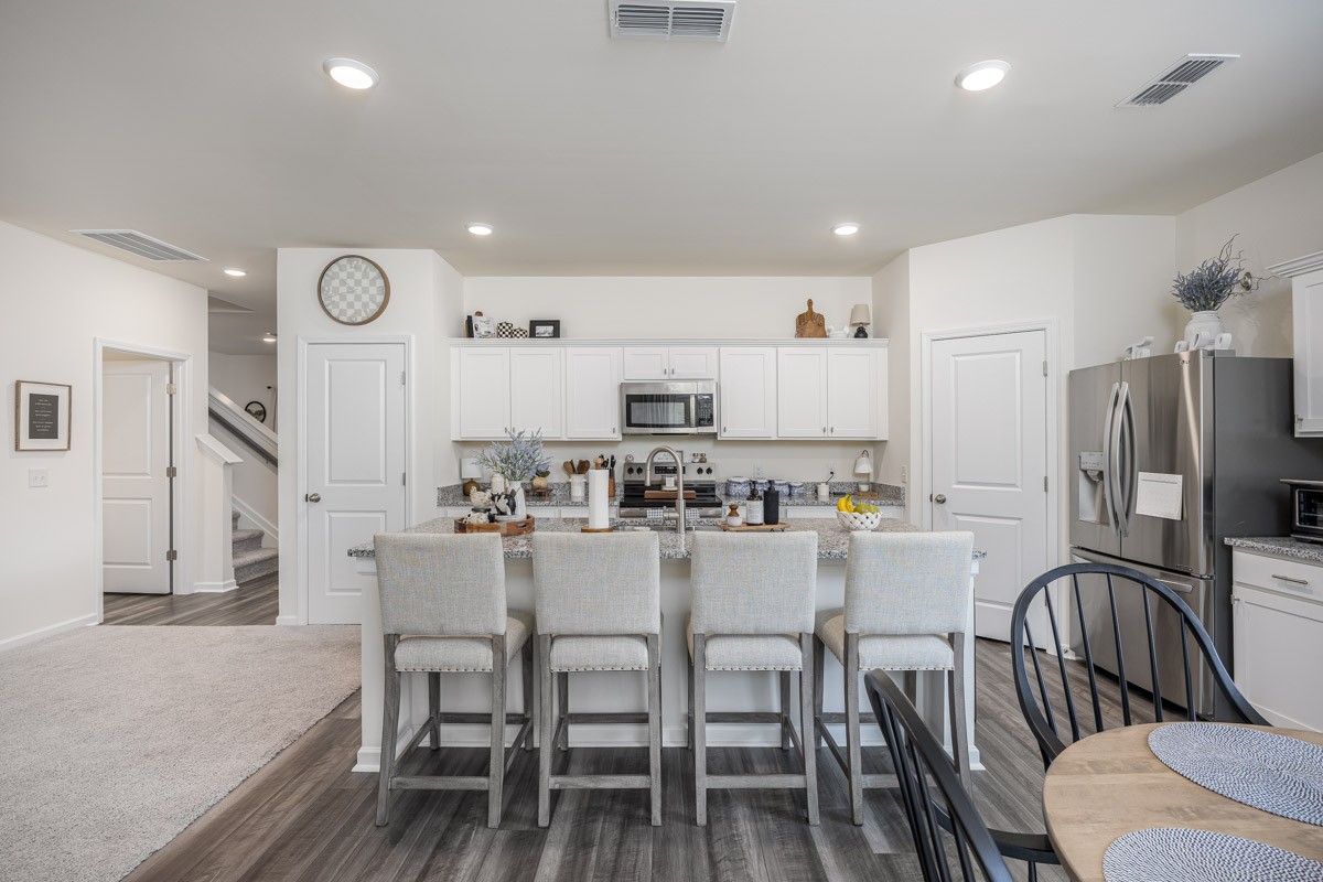 2122 Youngfellow Dr