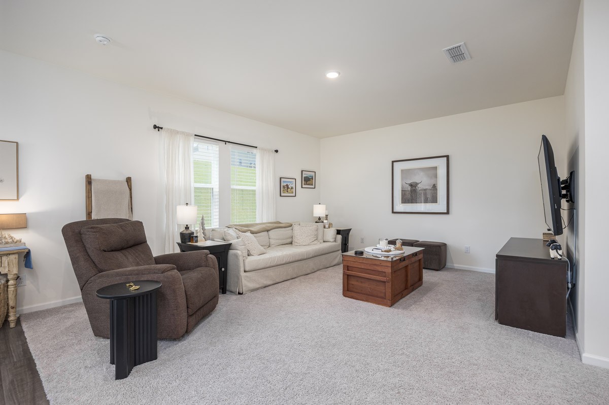 2122 Youngfellow Dr