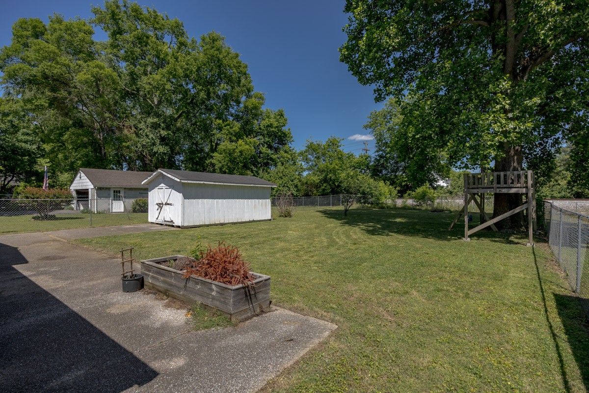 1413 Sunset Dr