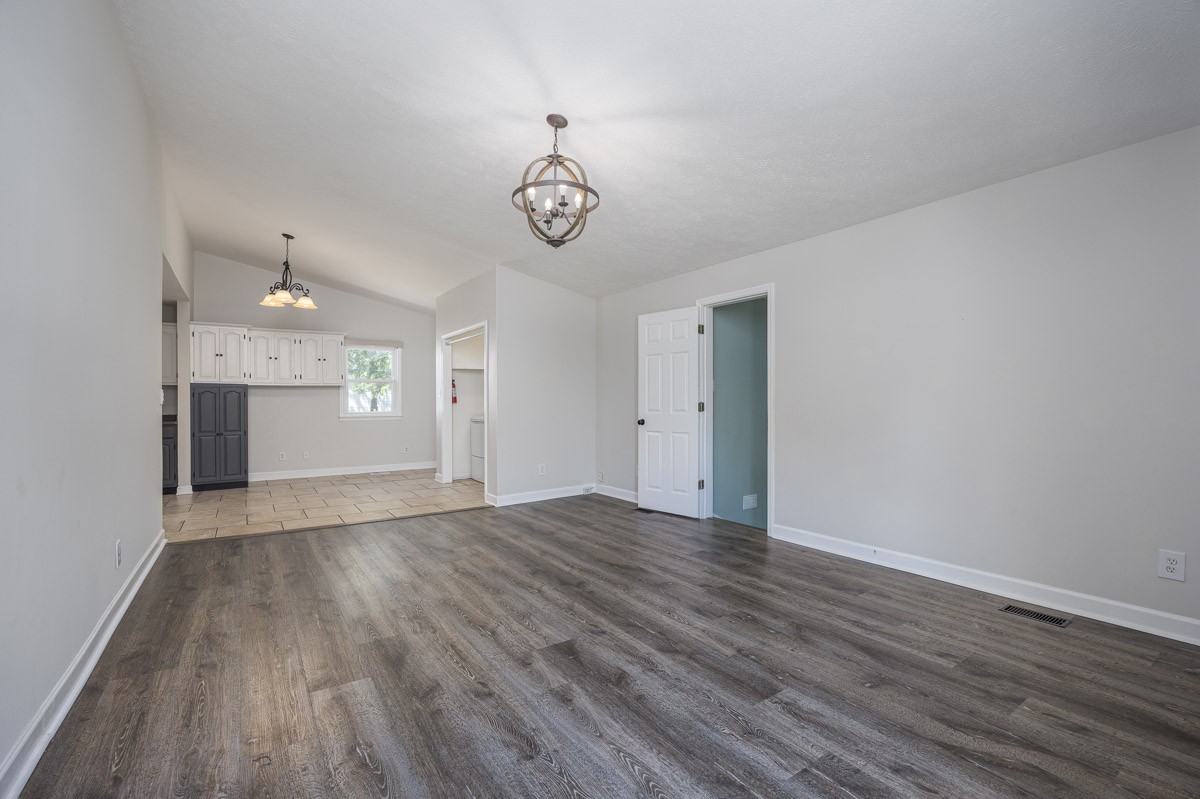 1413 Sunset Dr