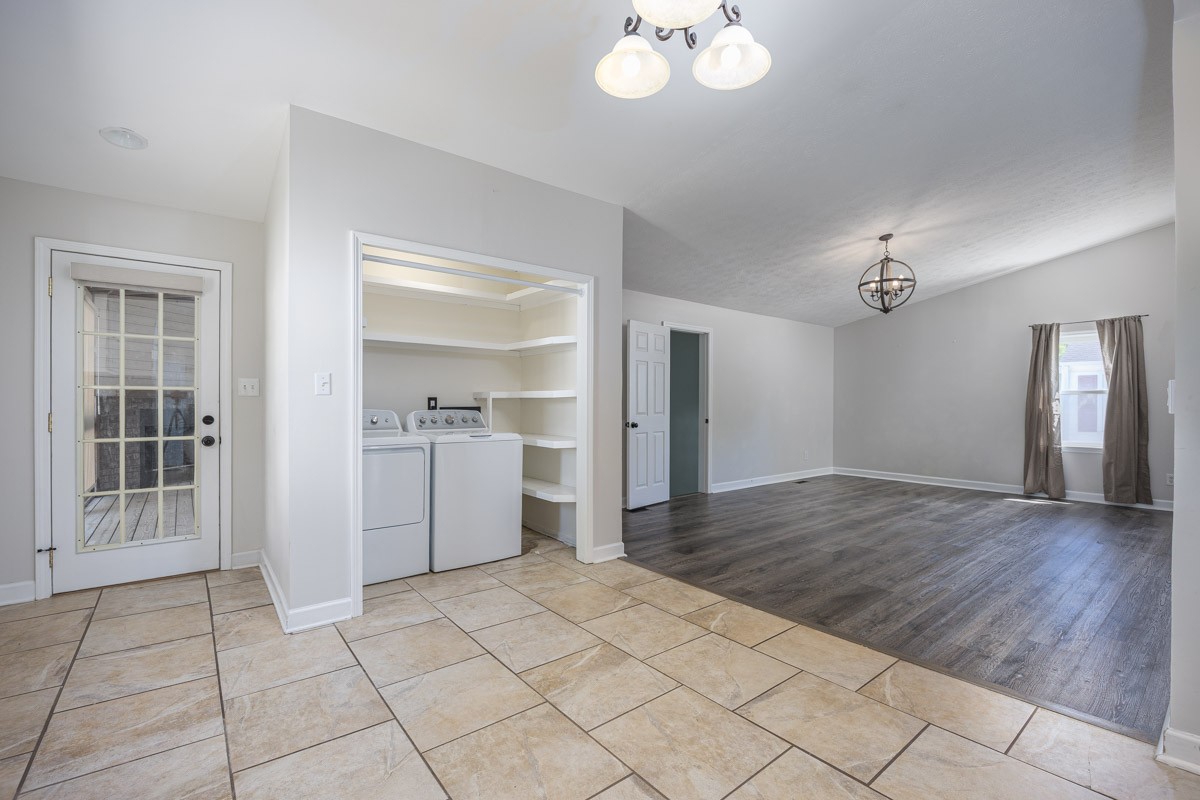 1413 Sunset Dr