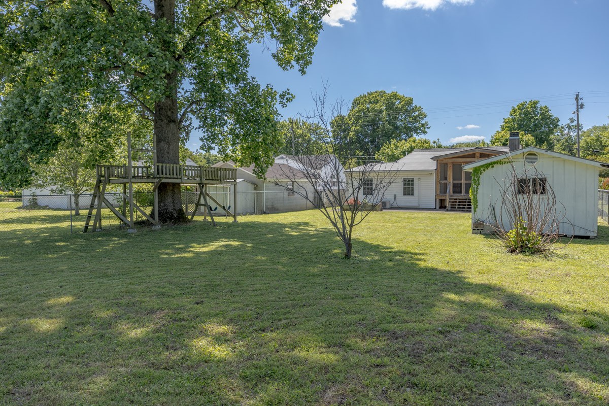 1413 Sunset Dr