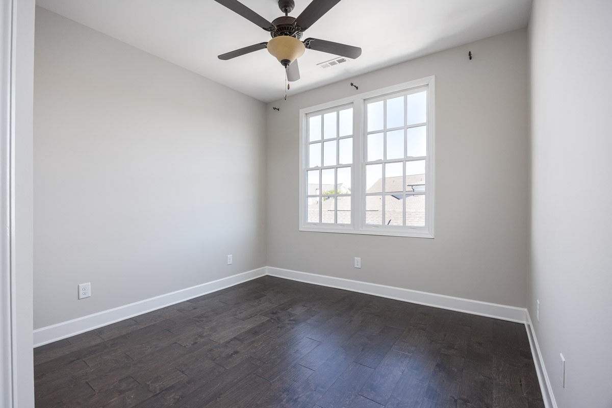 3043 Rural Plains Cir