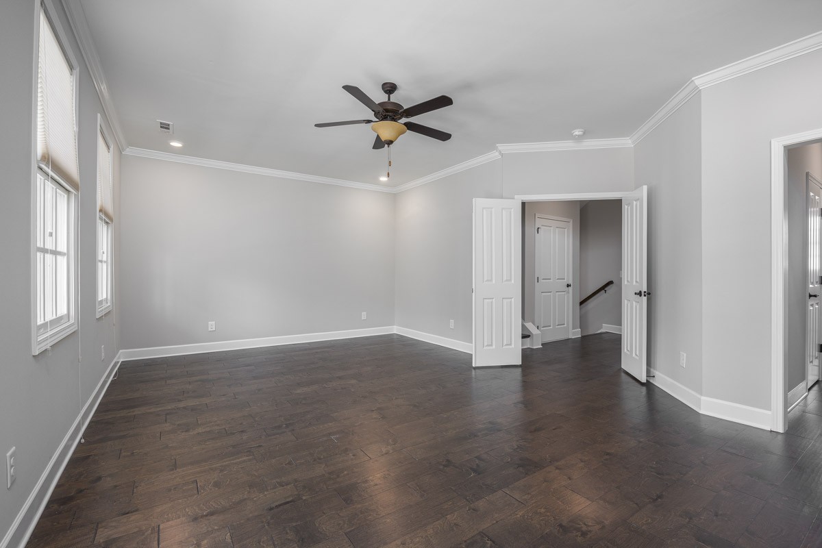 3043 Rural Plains Cir