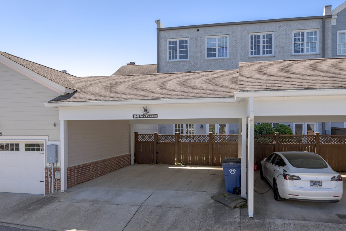 3043 Rural Plains Cir