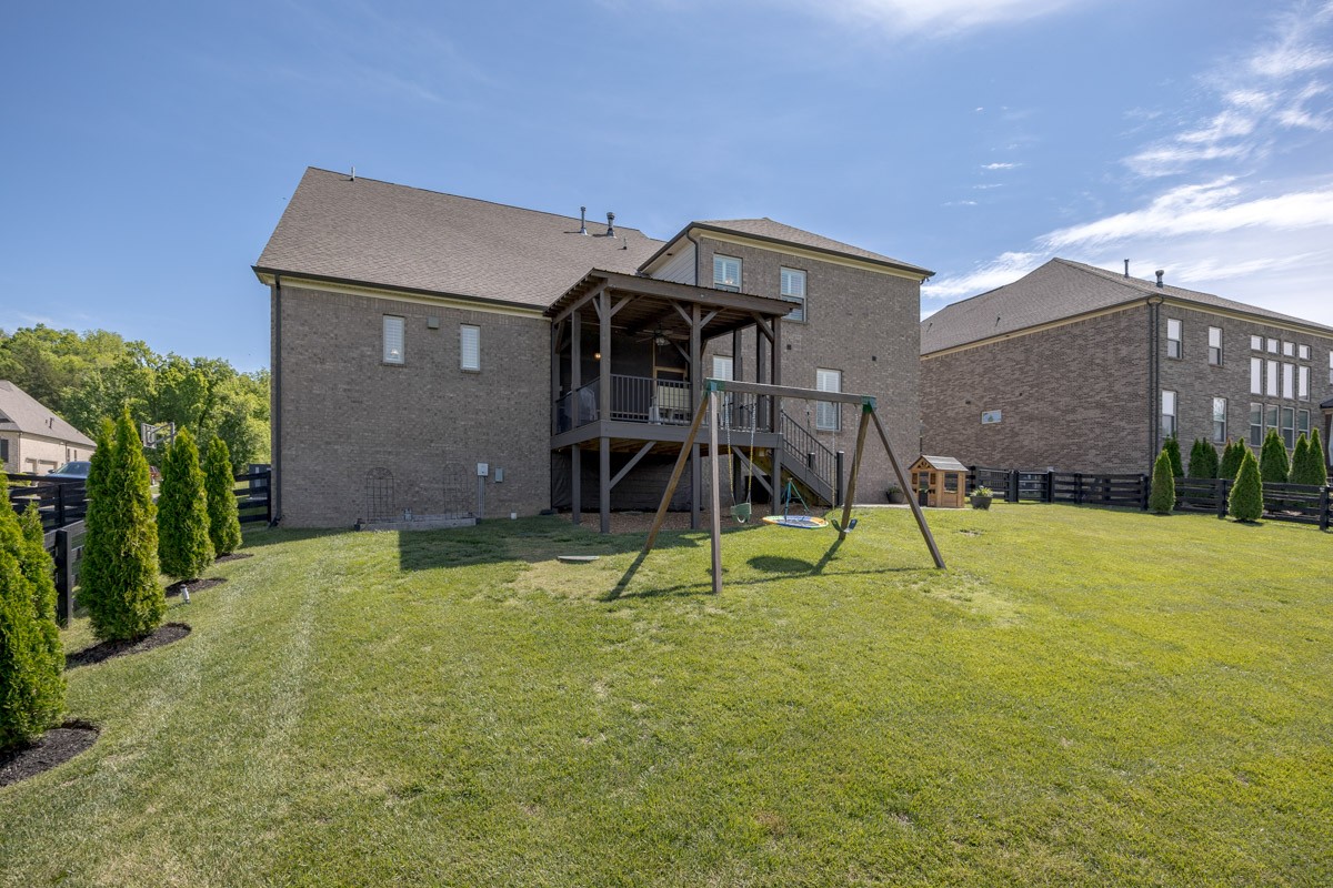 6681 Edgemore Dr