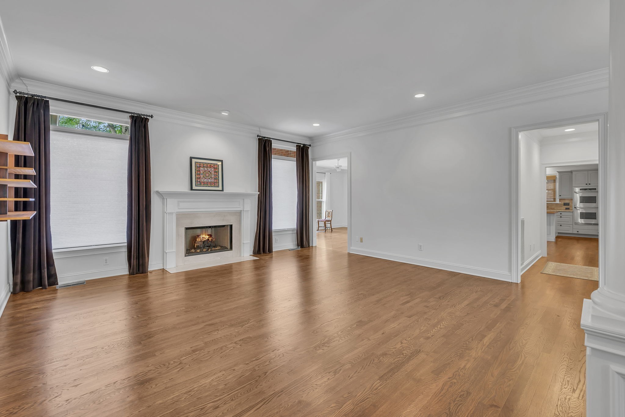 729 Harrow Ln