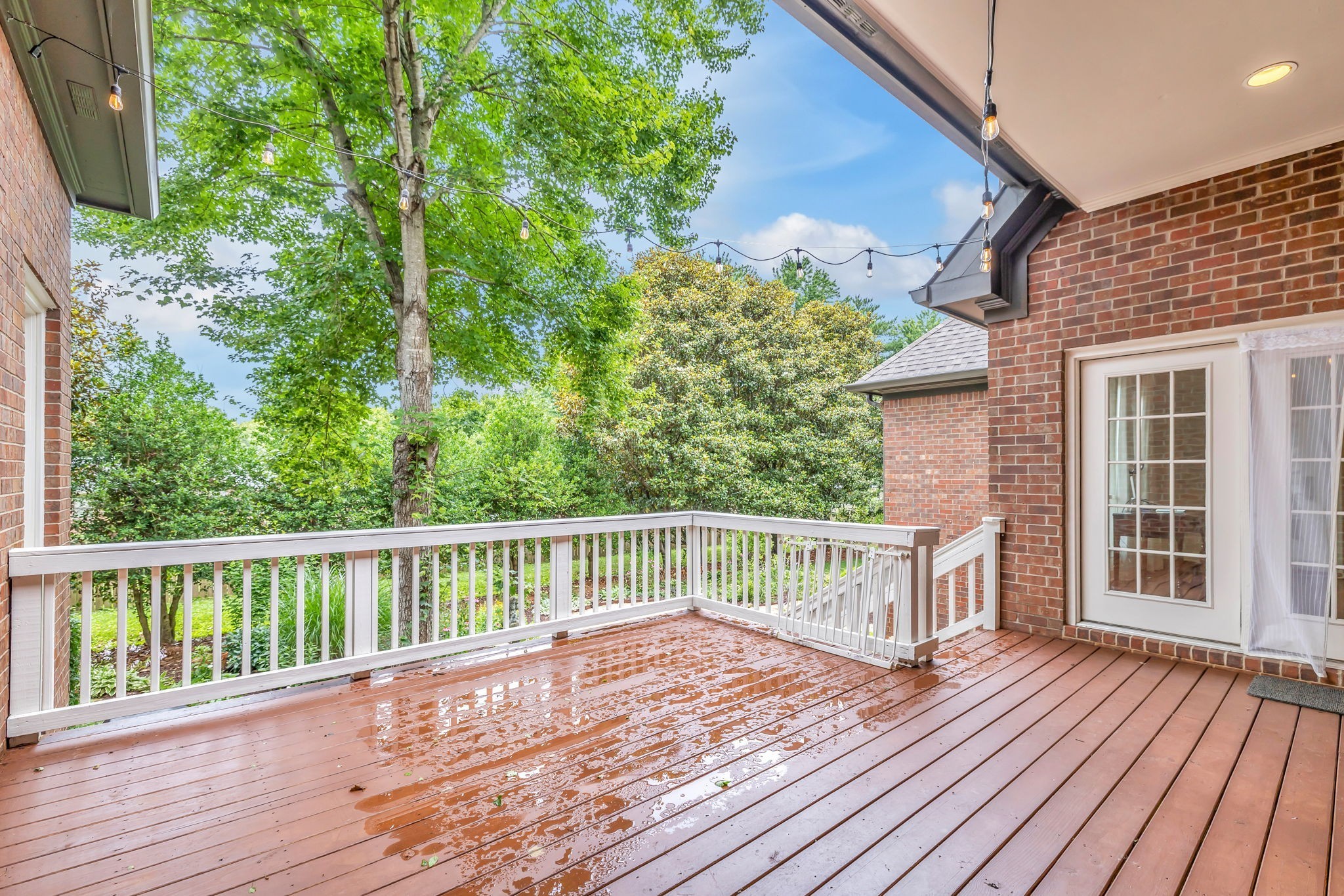 729 Harrow Ln