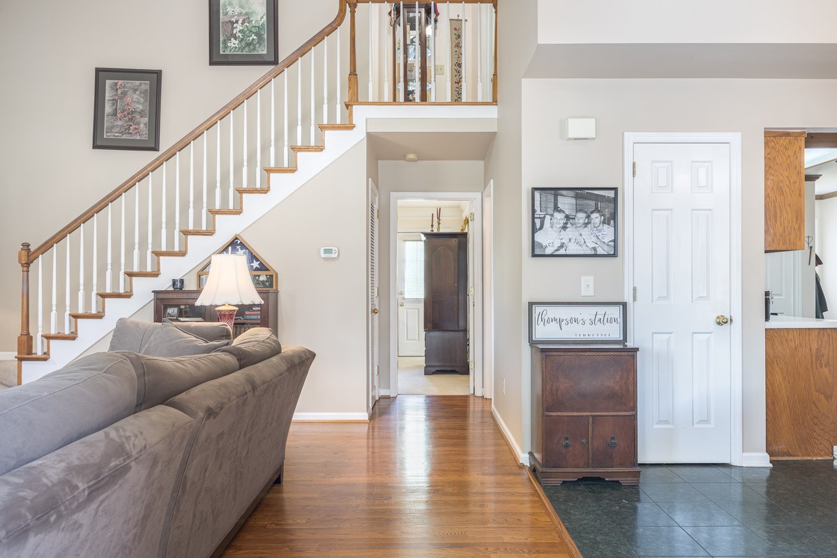 2858 Iroquois Dr