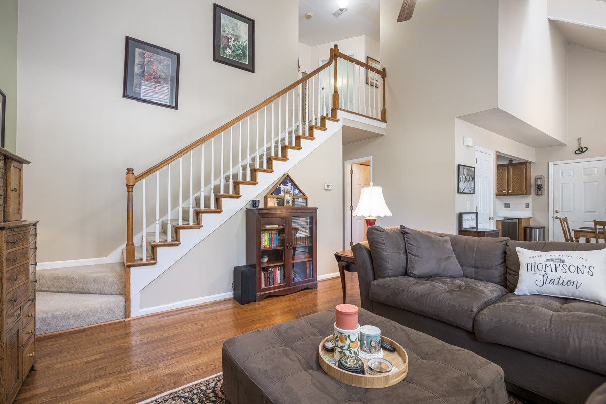 2858 Iroquois Dr