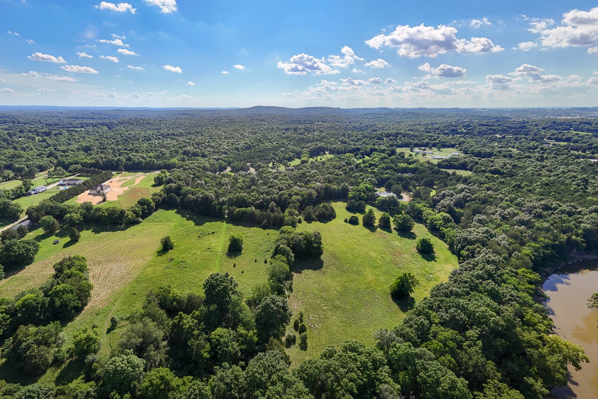 2207 Carpenter Bridge Rd