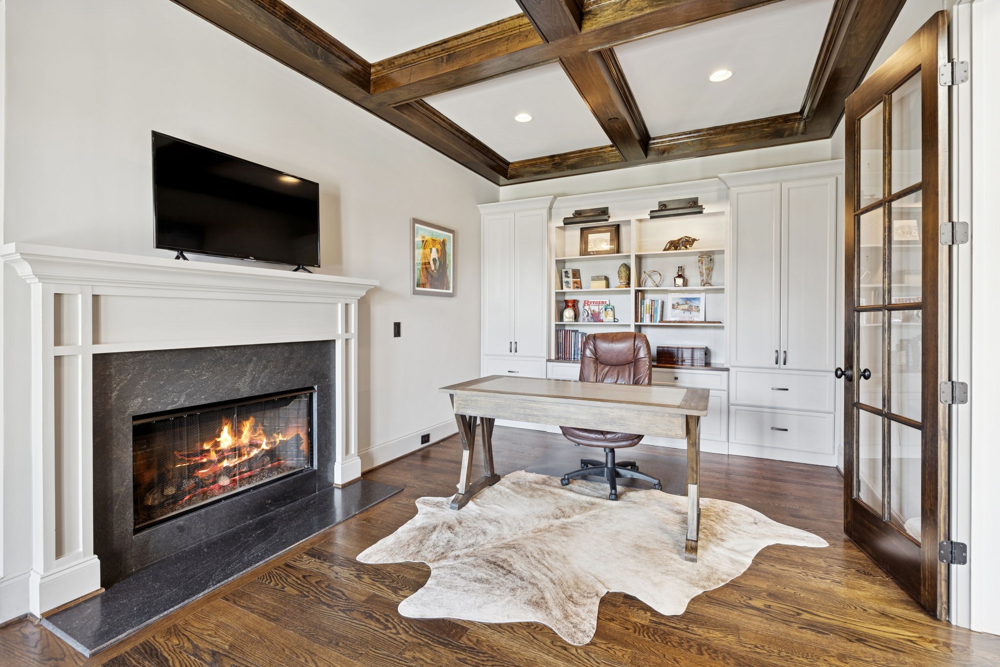 1542 Amesbury Ln