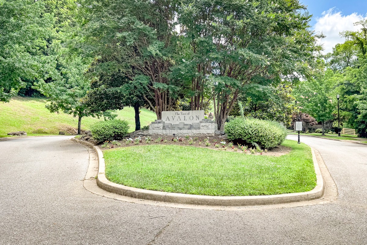 415 Canterbury Rise