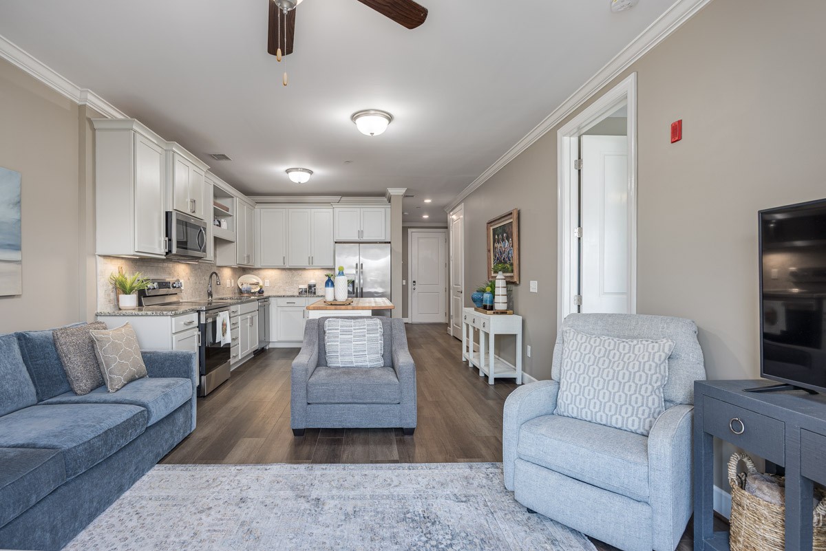 6051 Rural Plains Cir Unit: 202