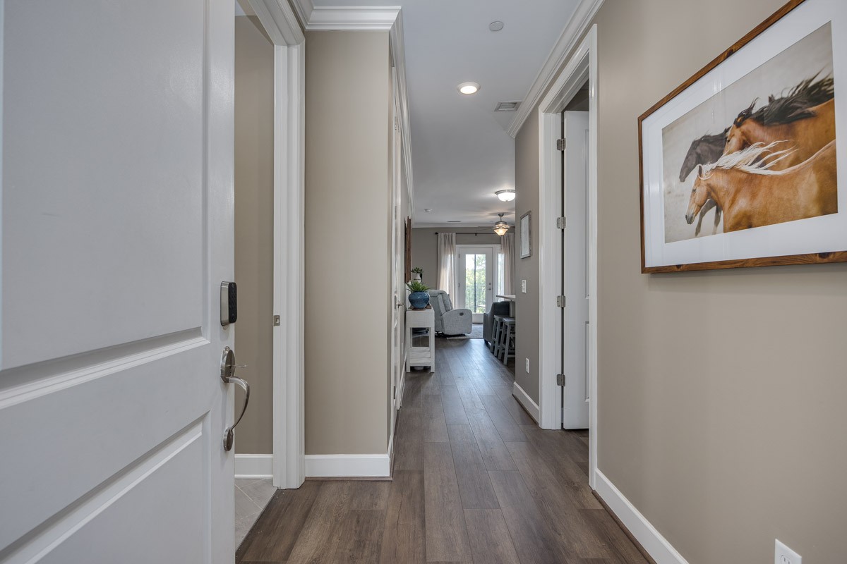 6051 Rural Plains Cir Unit: 202