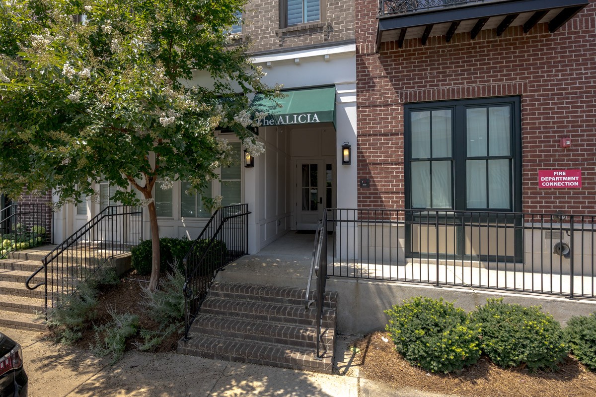 6051 Rural Plains Cir Unit: 202