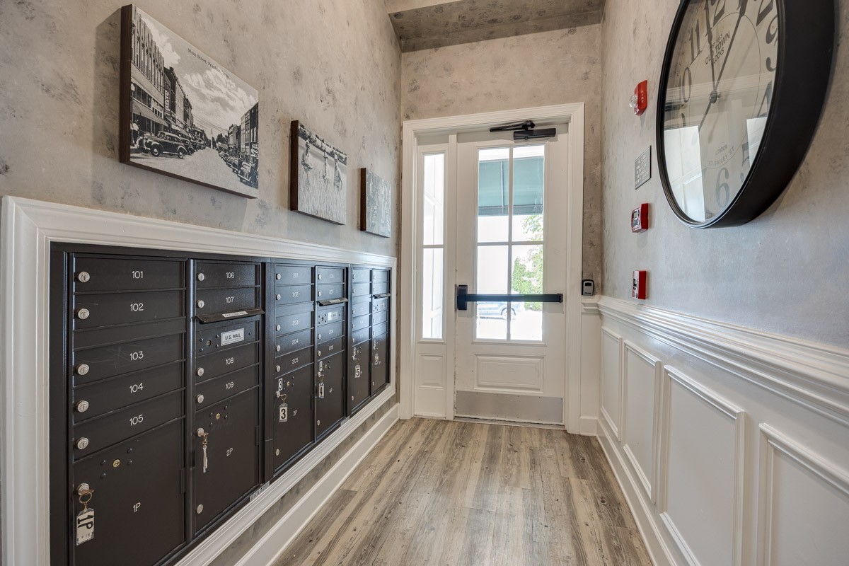 6051 Rural Plains Cir Unit: 202