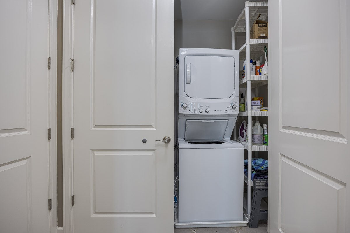 6051 Rural Plains Cir Unit: 202