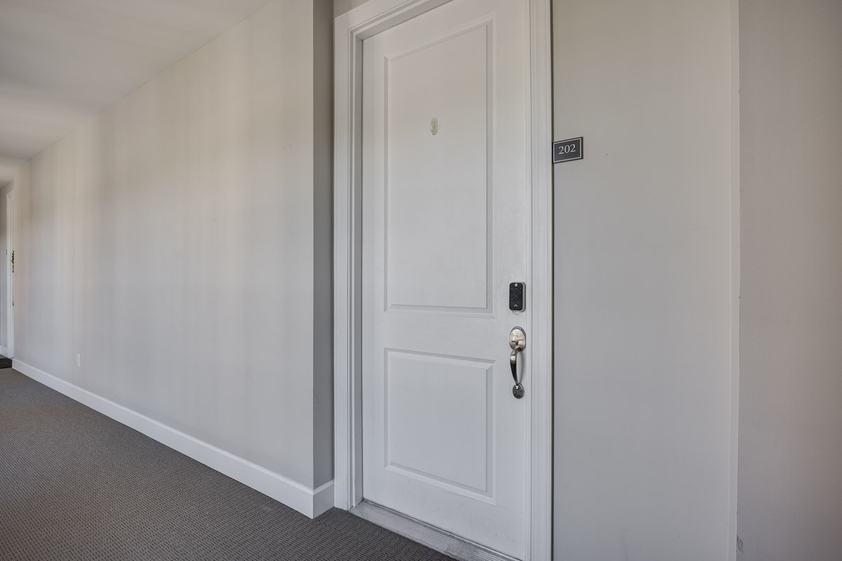 6051 Rural Plains Cir Unit: 202