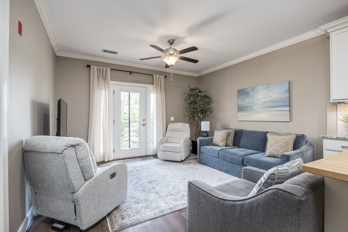 6051 Rural Plains Cir Unit: 202