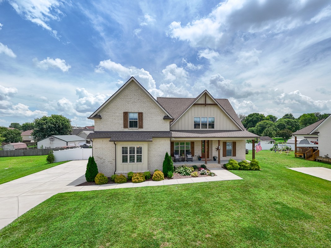 1002 Pheasant Run Ct
