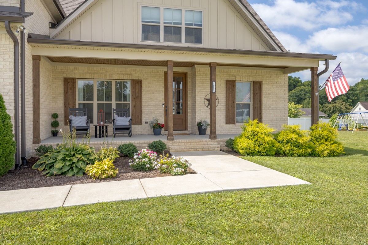 1002 Pheasant Run Ct