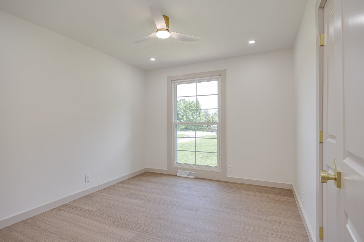1707 Hillsboro Rd