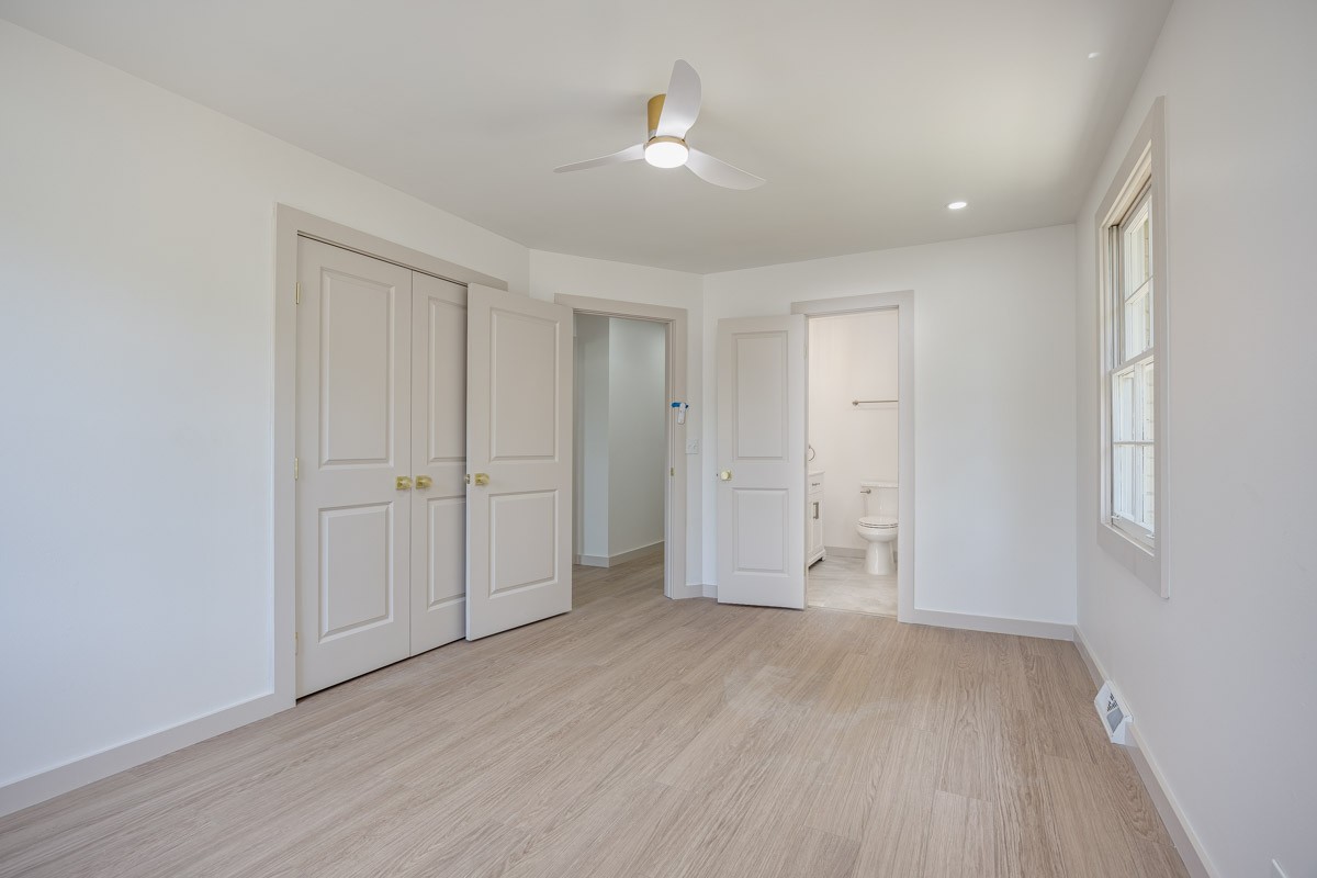 1707 Hillsboro Rd