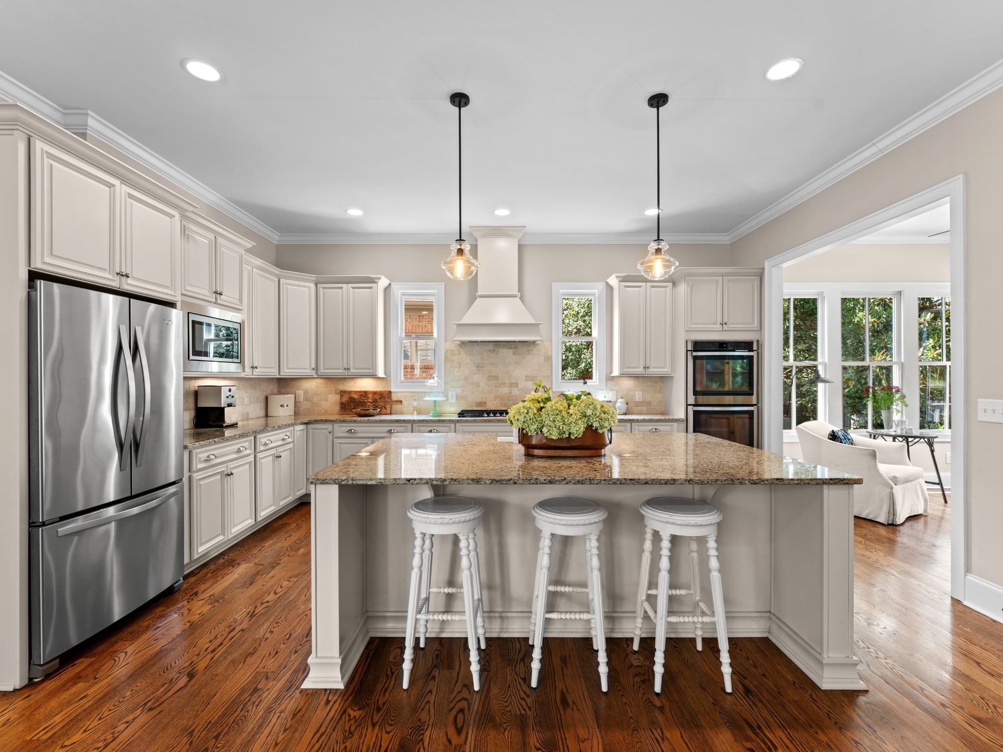 3404 Colebrook Dr