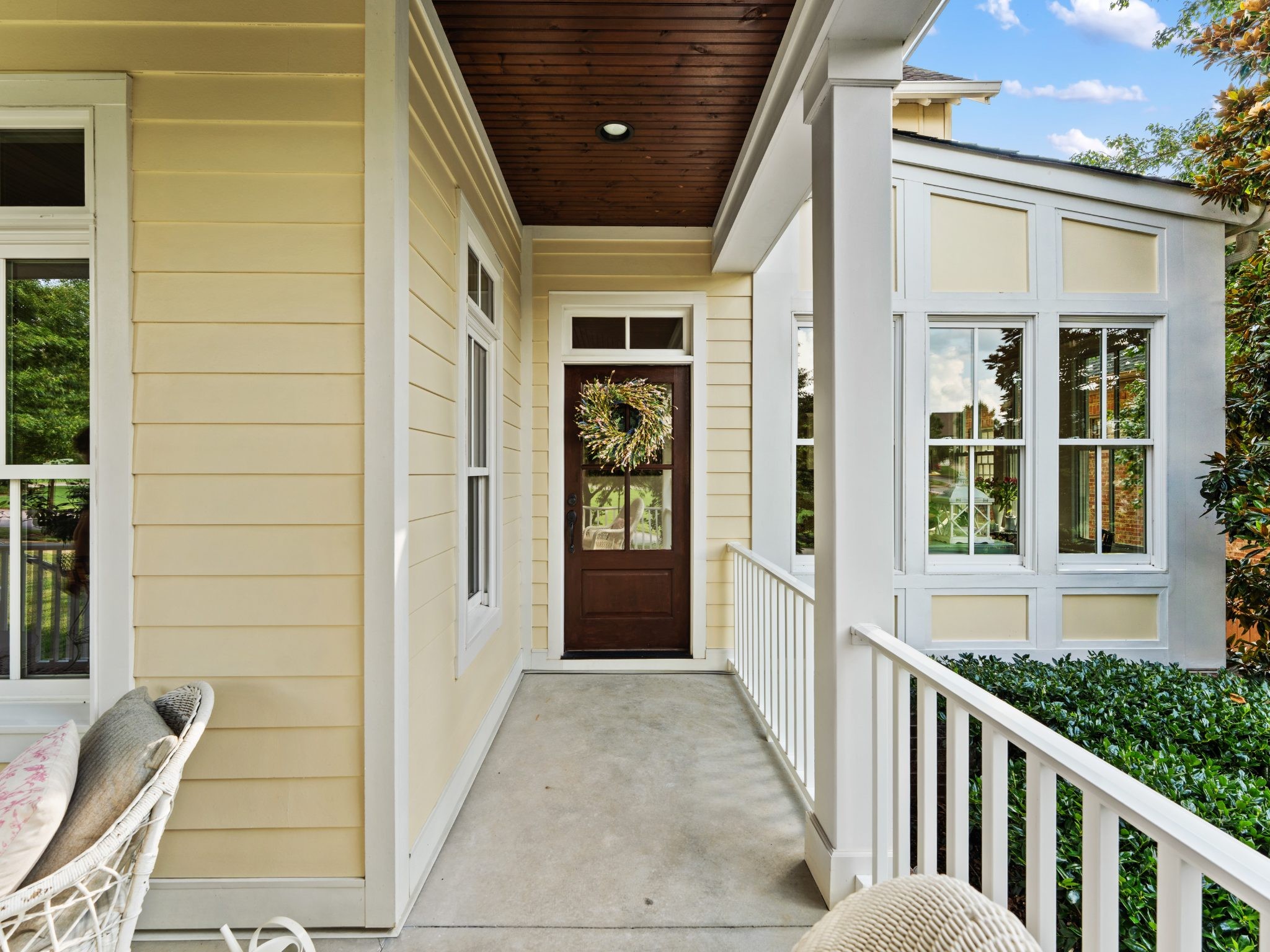 3404 Colebrook Dr