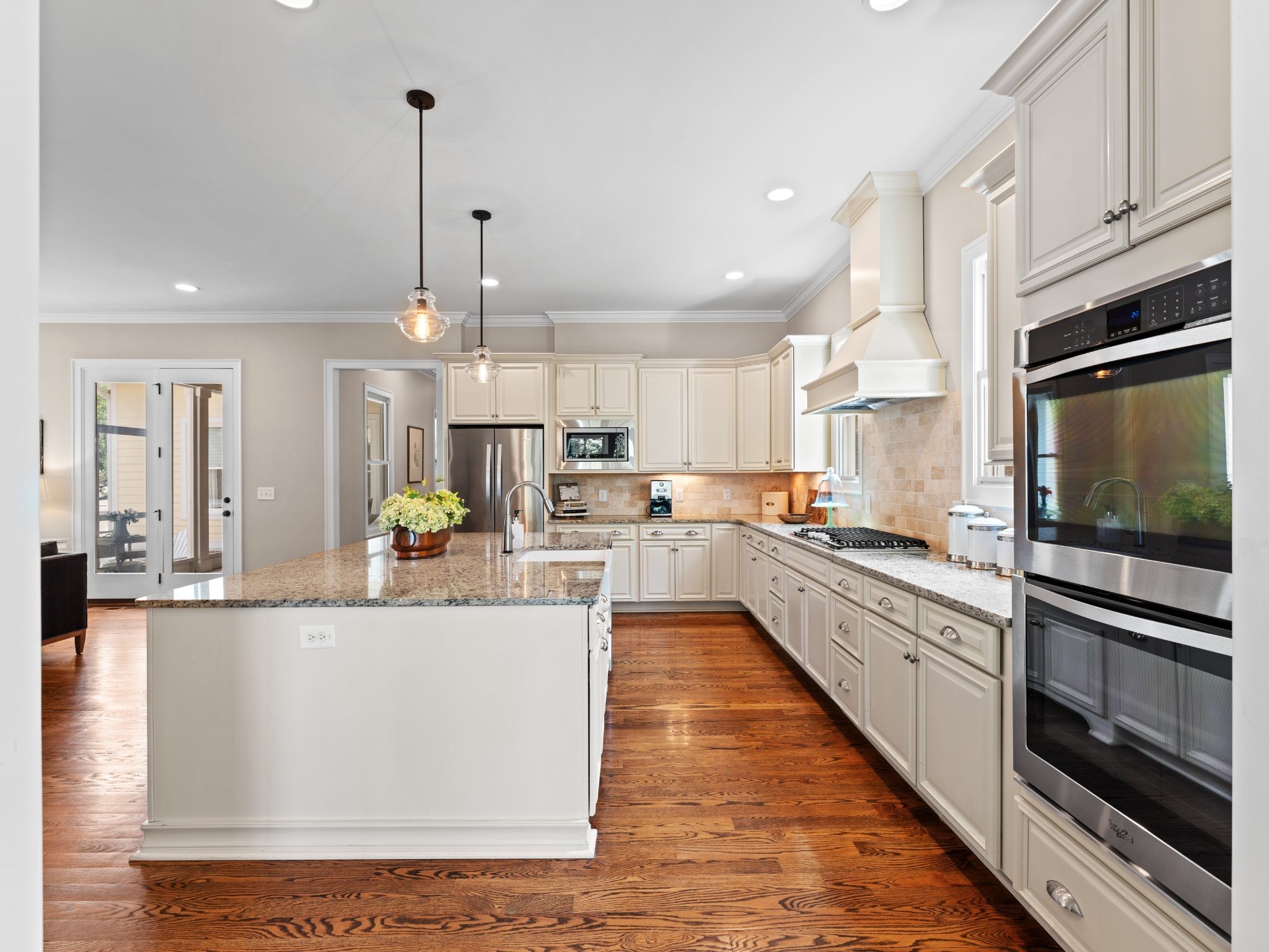 3404 Colebrook Dr