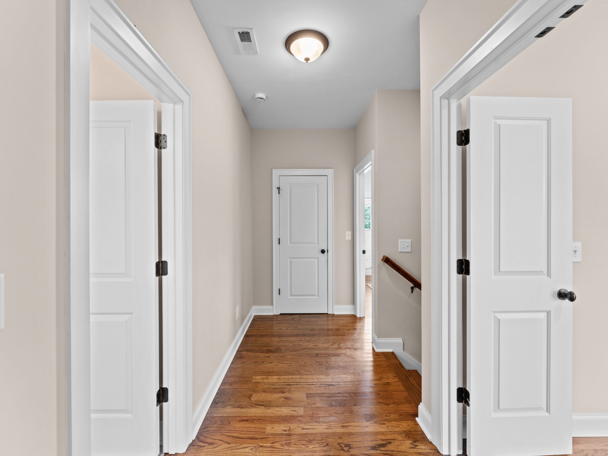 3404 Colebrook Dr