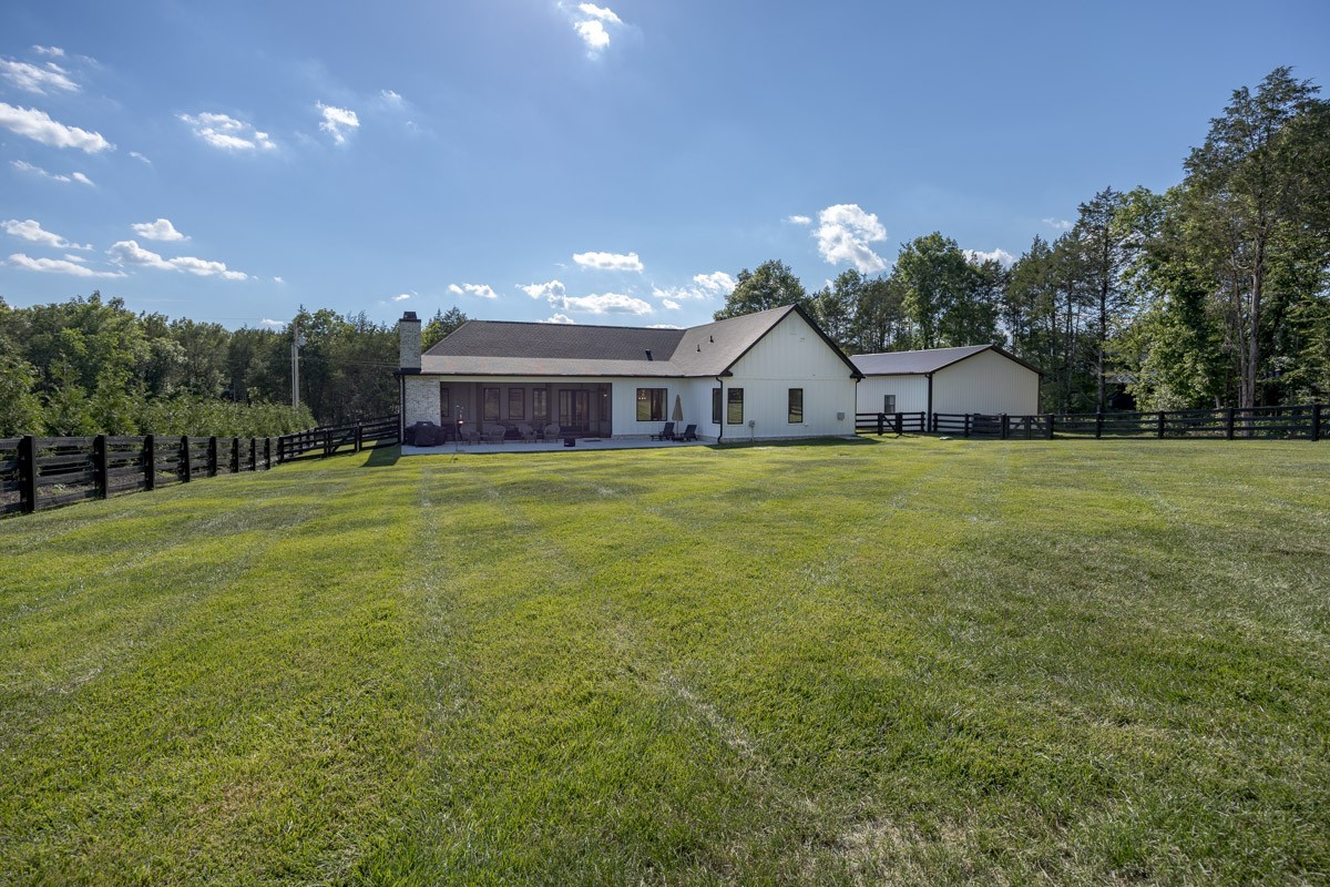 2207 Carpenter Bridge Rd