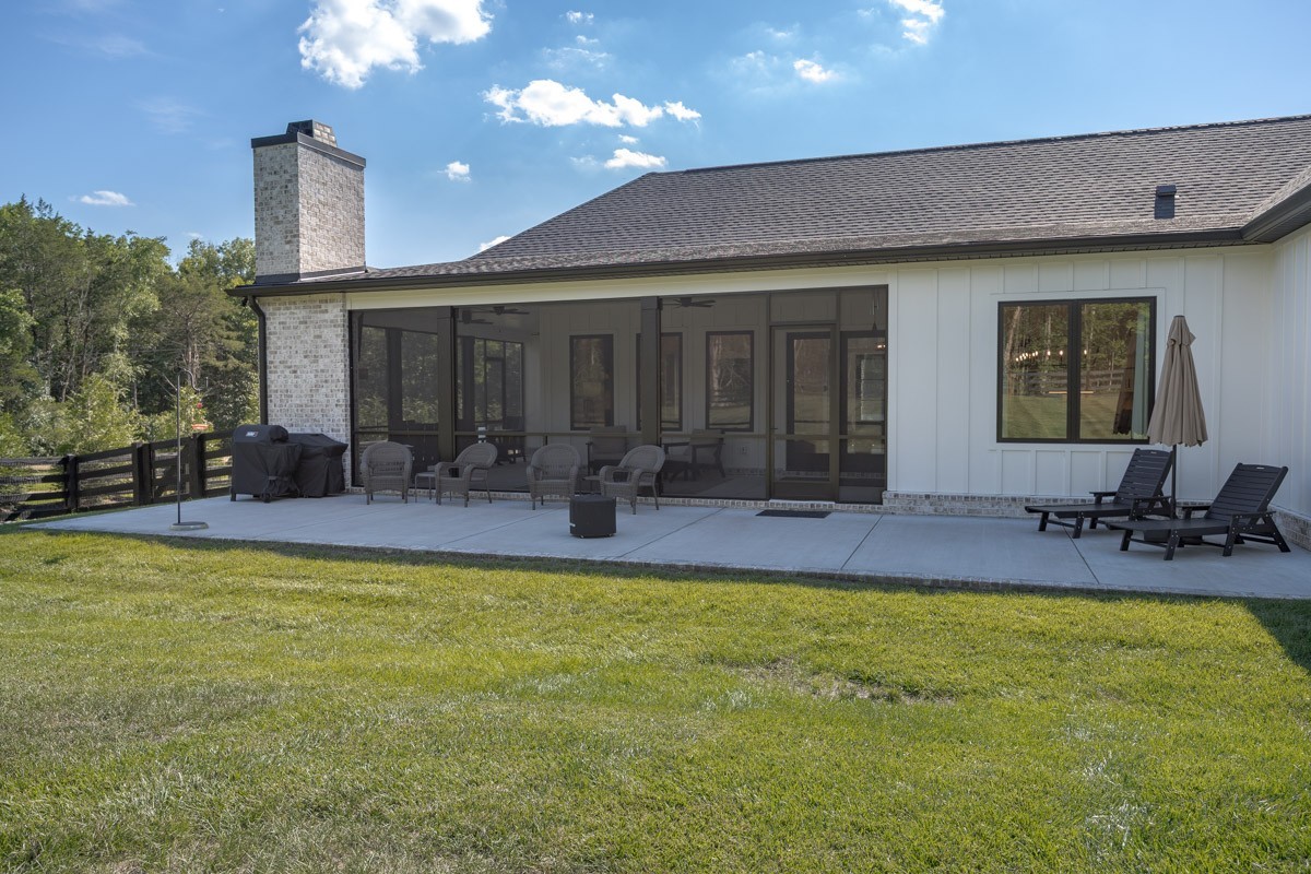 2207 Carpenter Bridge Rd