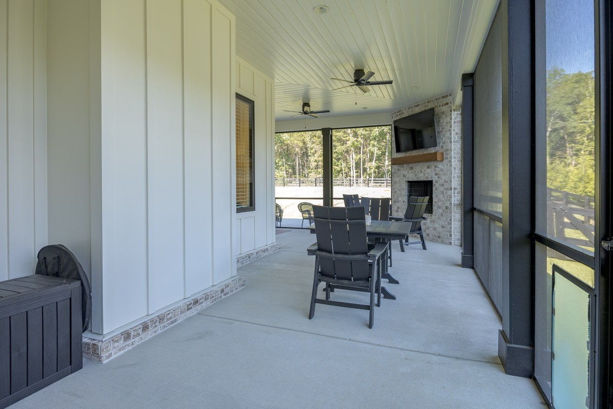 2207 Carpenter Bridge Rd