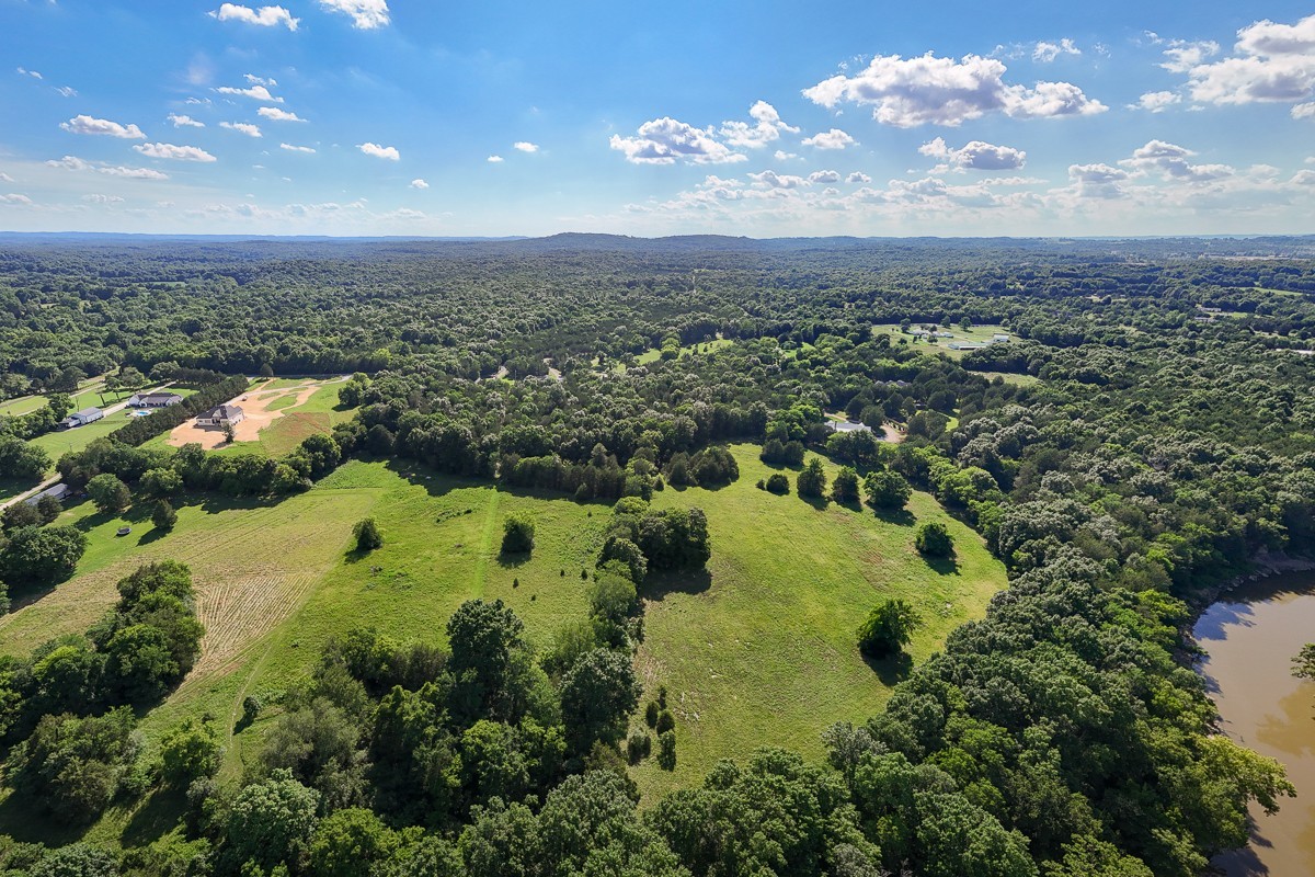 2207 Carpenter Bridge Rd