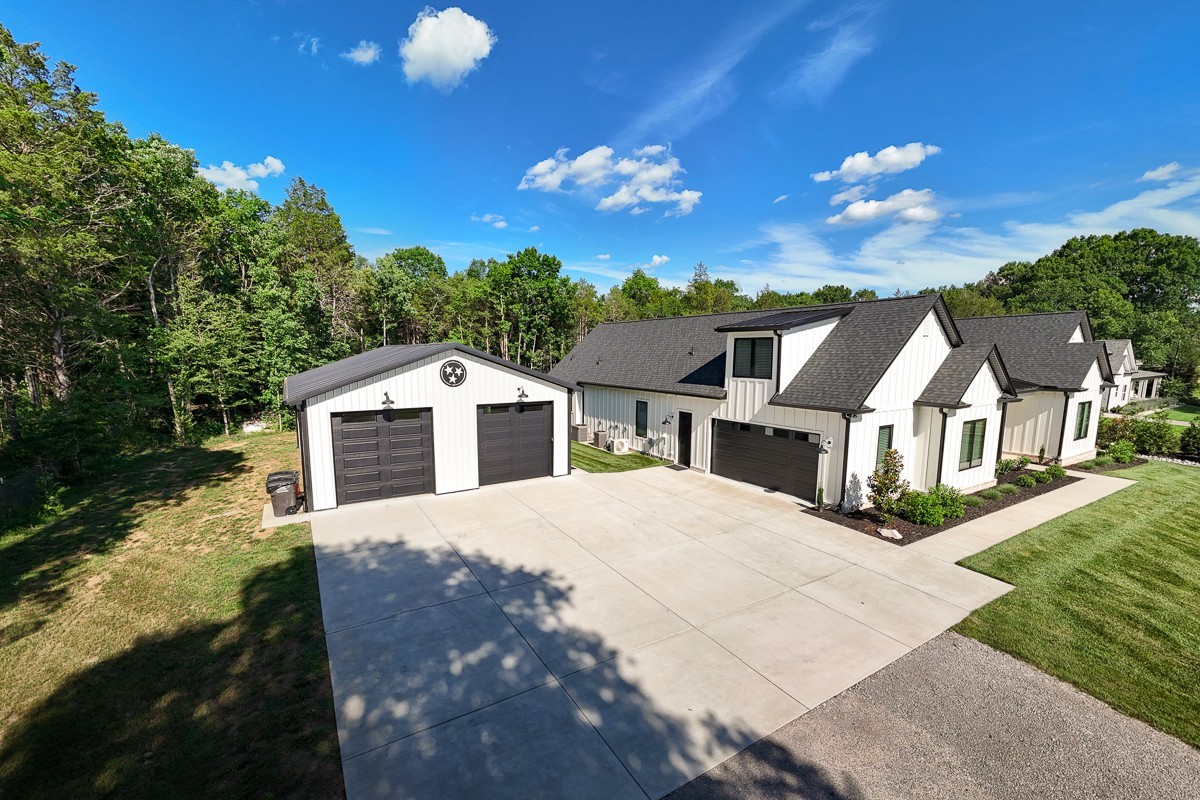 2207 Carpenter Bridge Rd