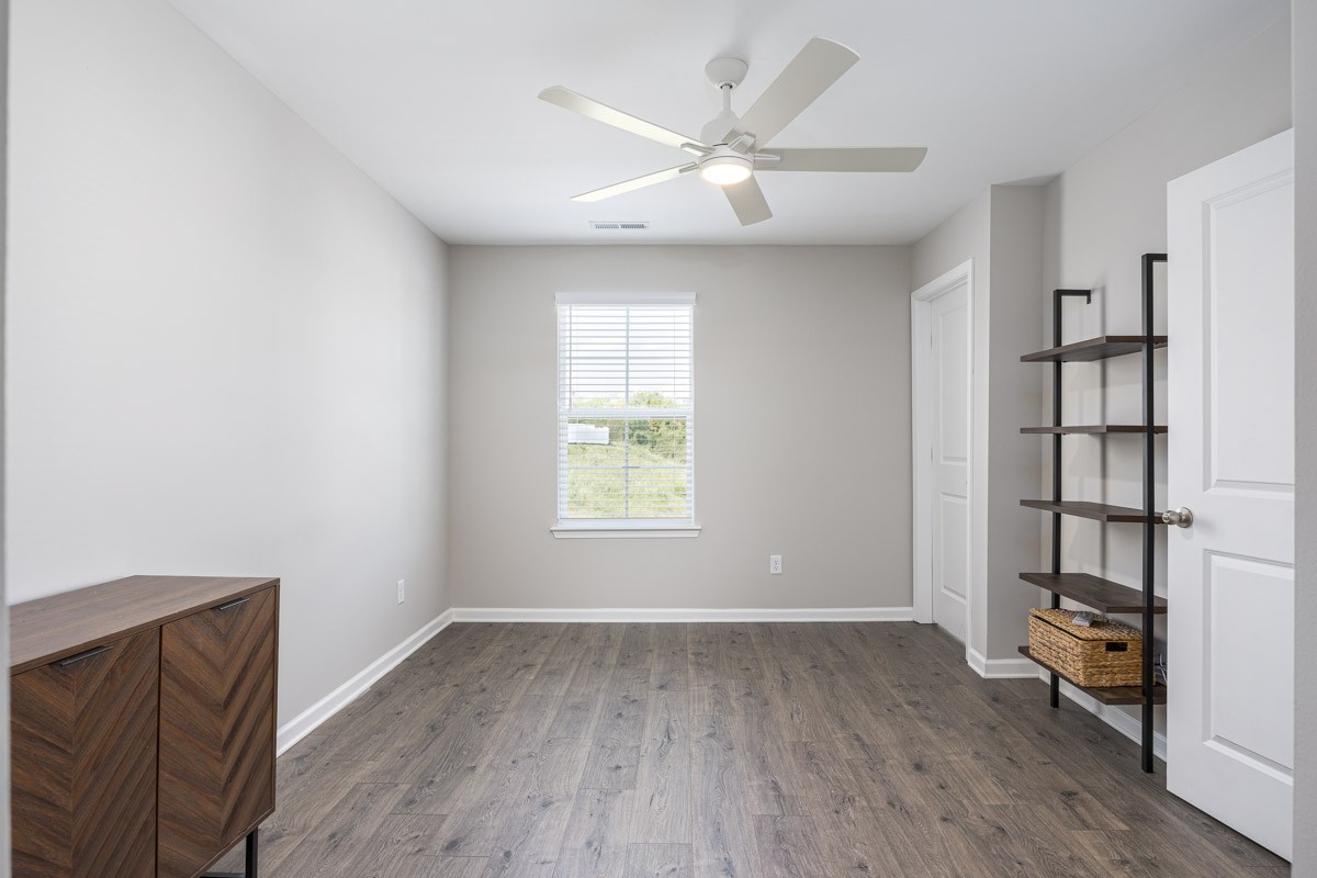 326 Kristen Ct