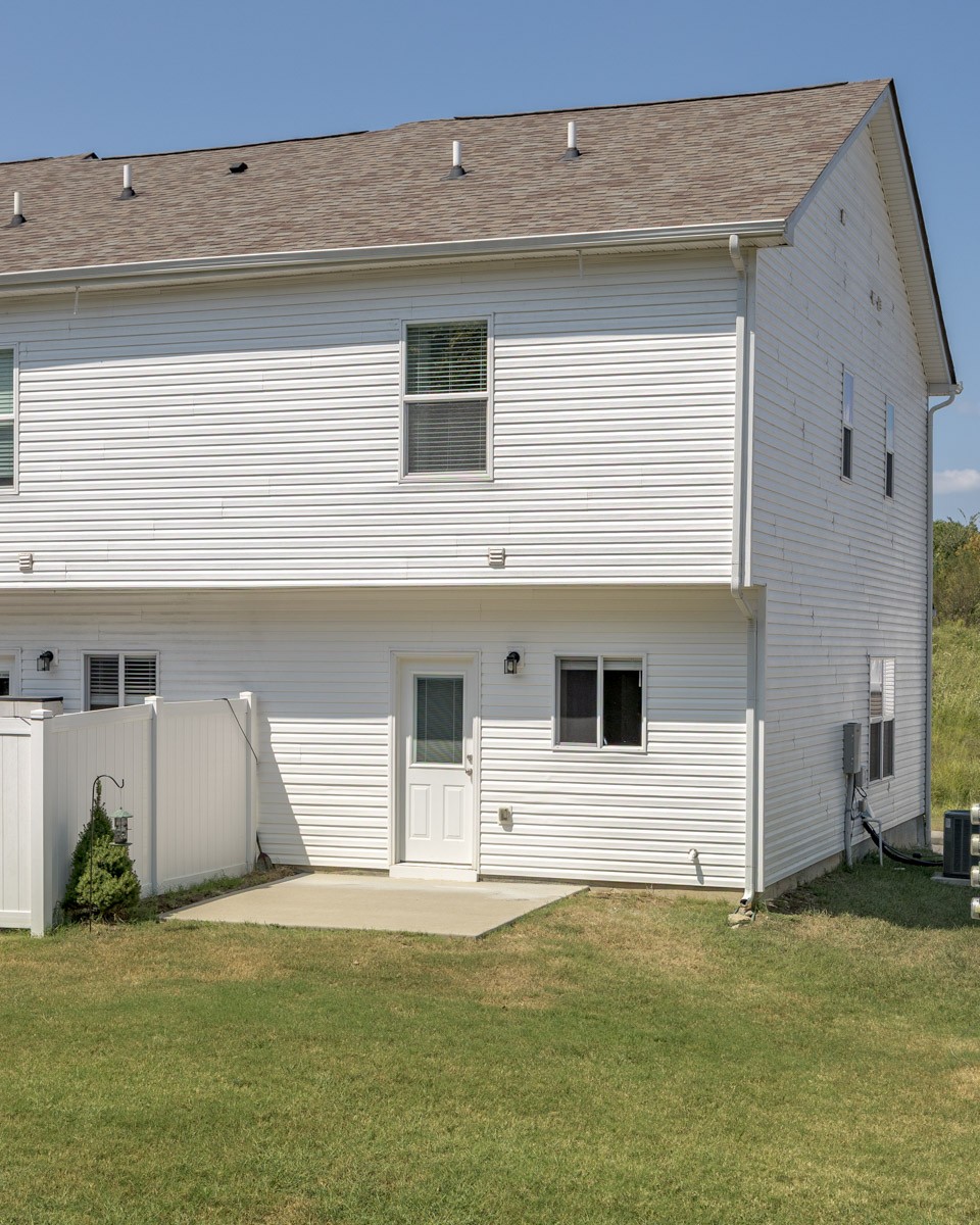 326 Kristen Ct