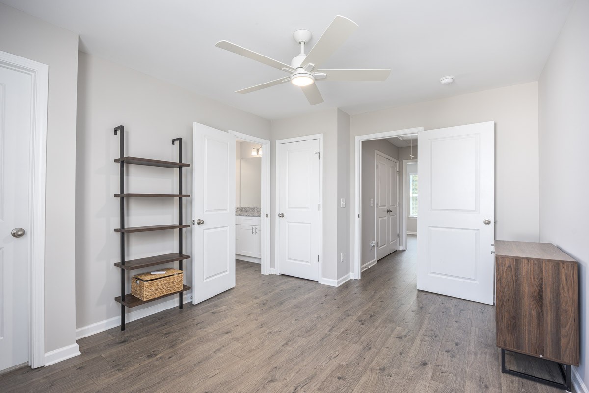 326 Kristen Ct