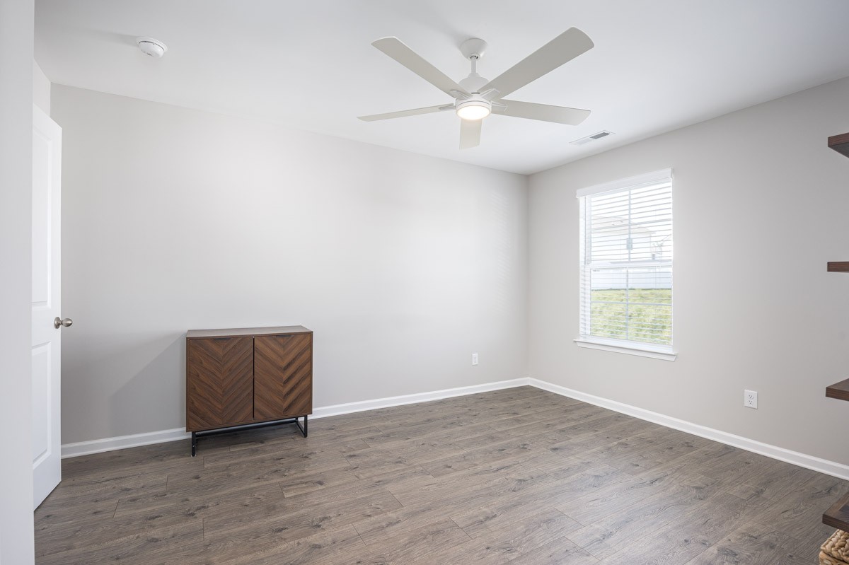 326 Kristen Ct