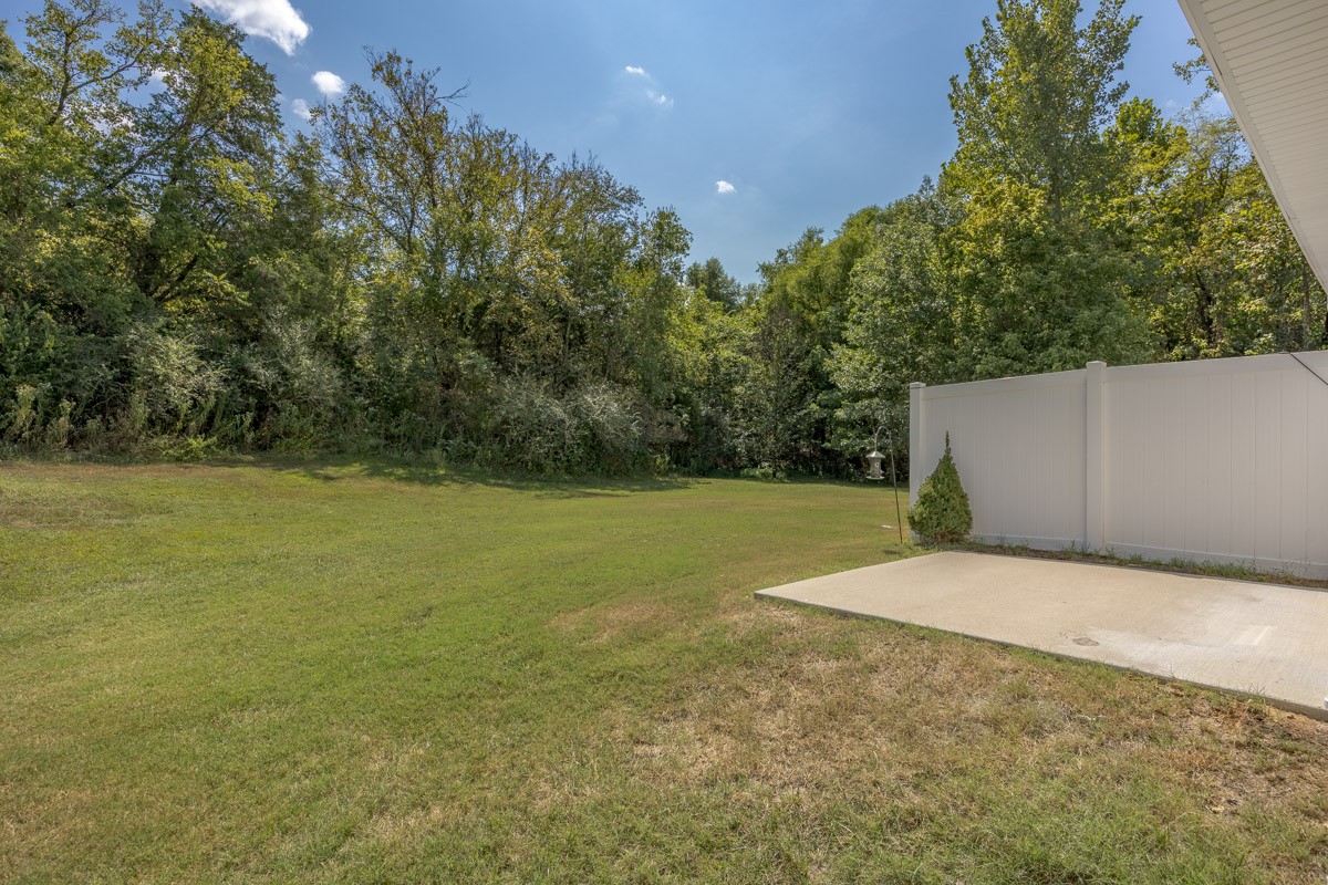 326 Kristen Ct